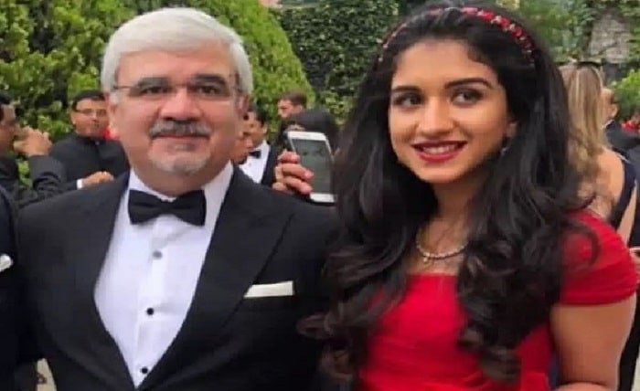 radhika merchant father